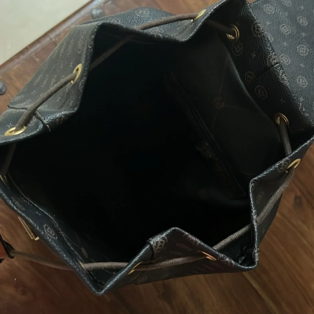 Beauty Brand Made in Italy women’s backpack - Picture 6 of 8